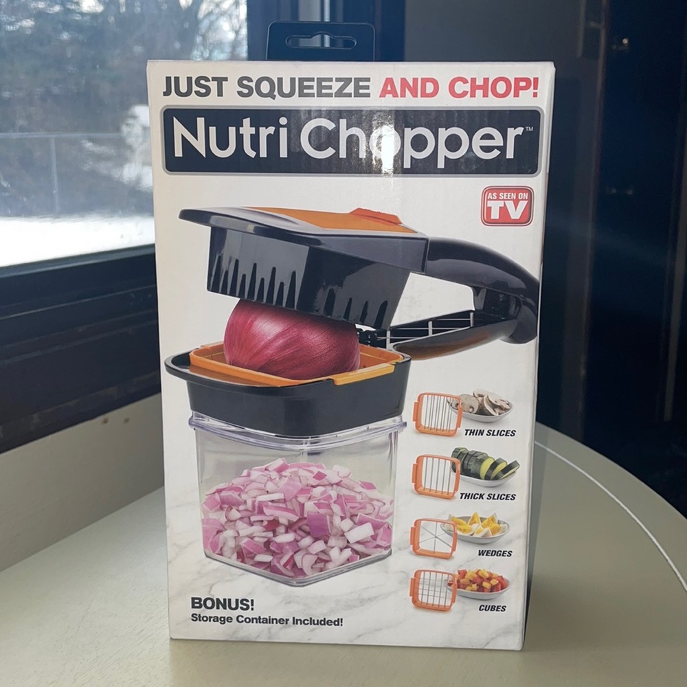Nutri chopper. ( food chopper )